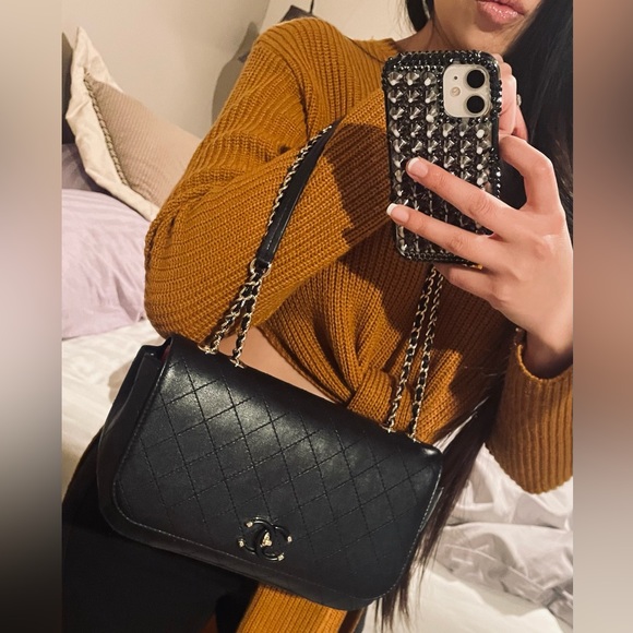 Chanel Quilted Bag - Picture 2 of 2